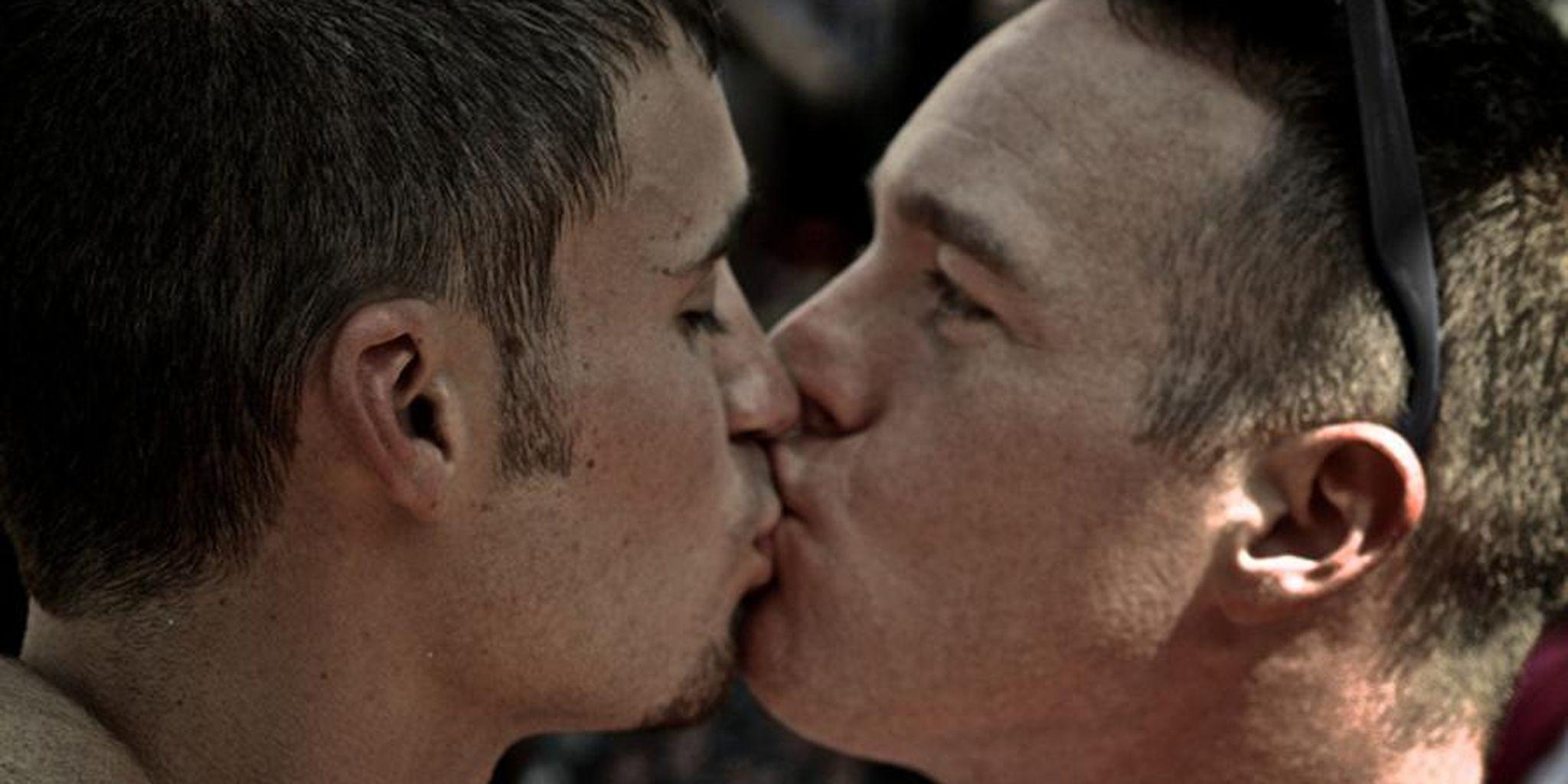 best of That gay Men kiss