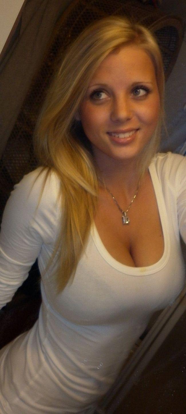 Trouble reccomend Soft busty blondes