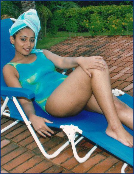 Meera vasudevan bikini