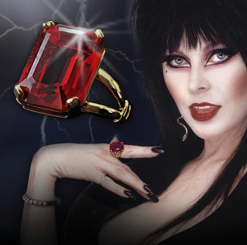 Lexus reccomend Elvira mistress of the dark now