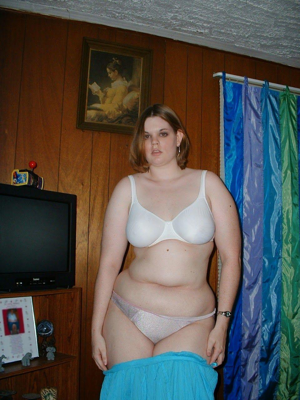 Sexy fully naked slightly overweight teen girls