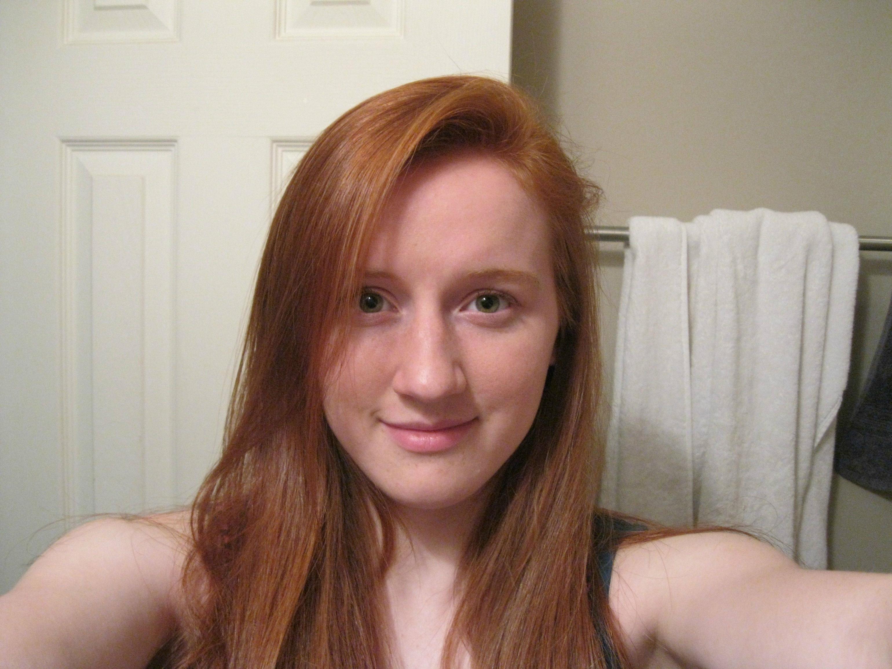 sexy nude redhead selfie