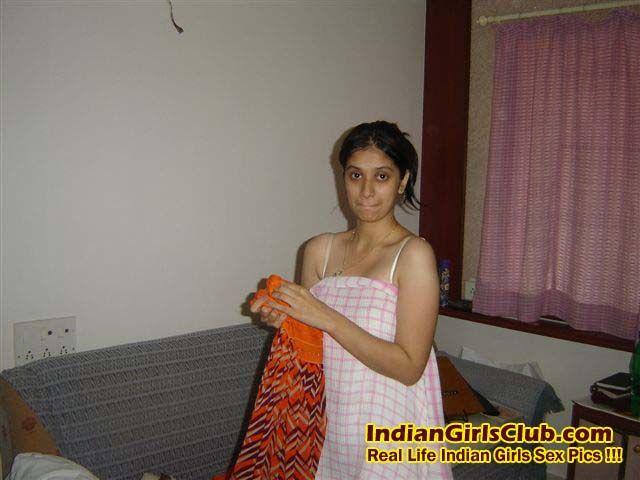 Homely girl nude pic