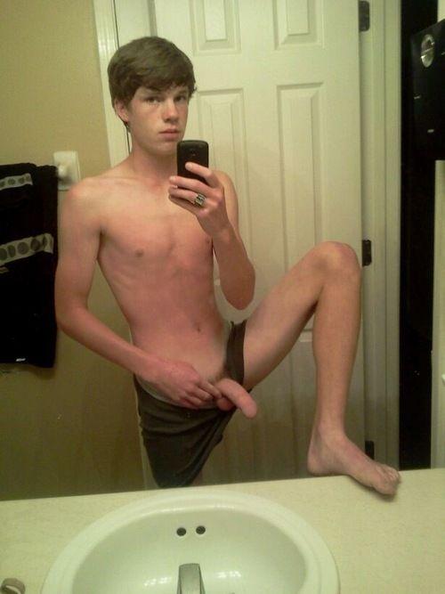 Earl reccomend Skinny twink pictures