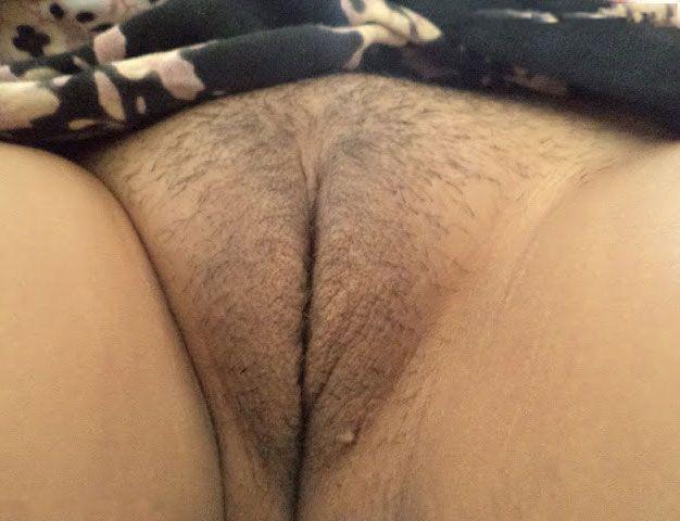 Shaved pakistan pussy